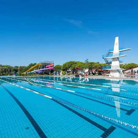 Club Del Sole Family Collection